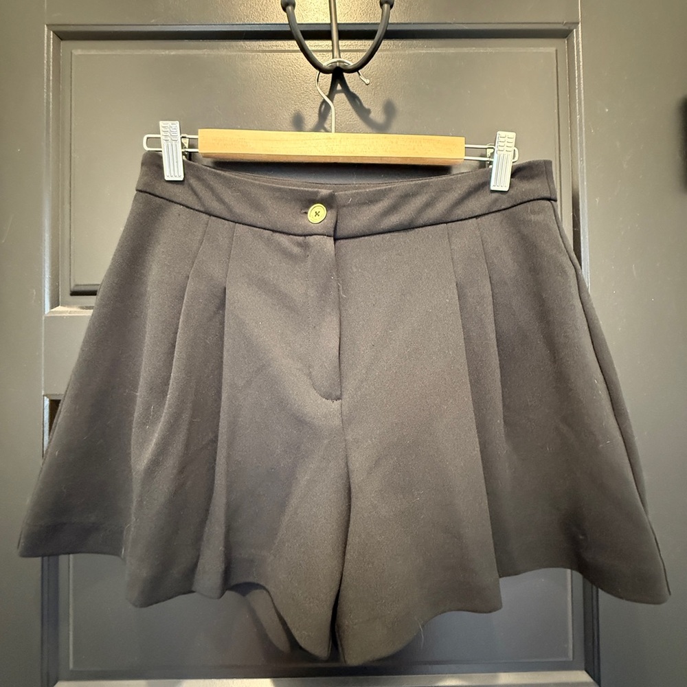 MICHAEL Michael Kors High Waist Black Shorts
